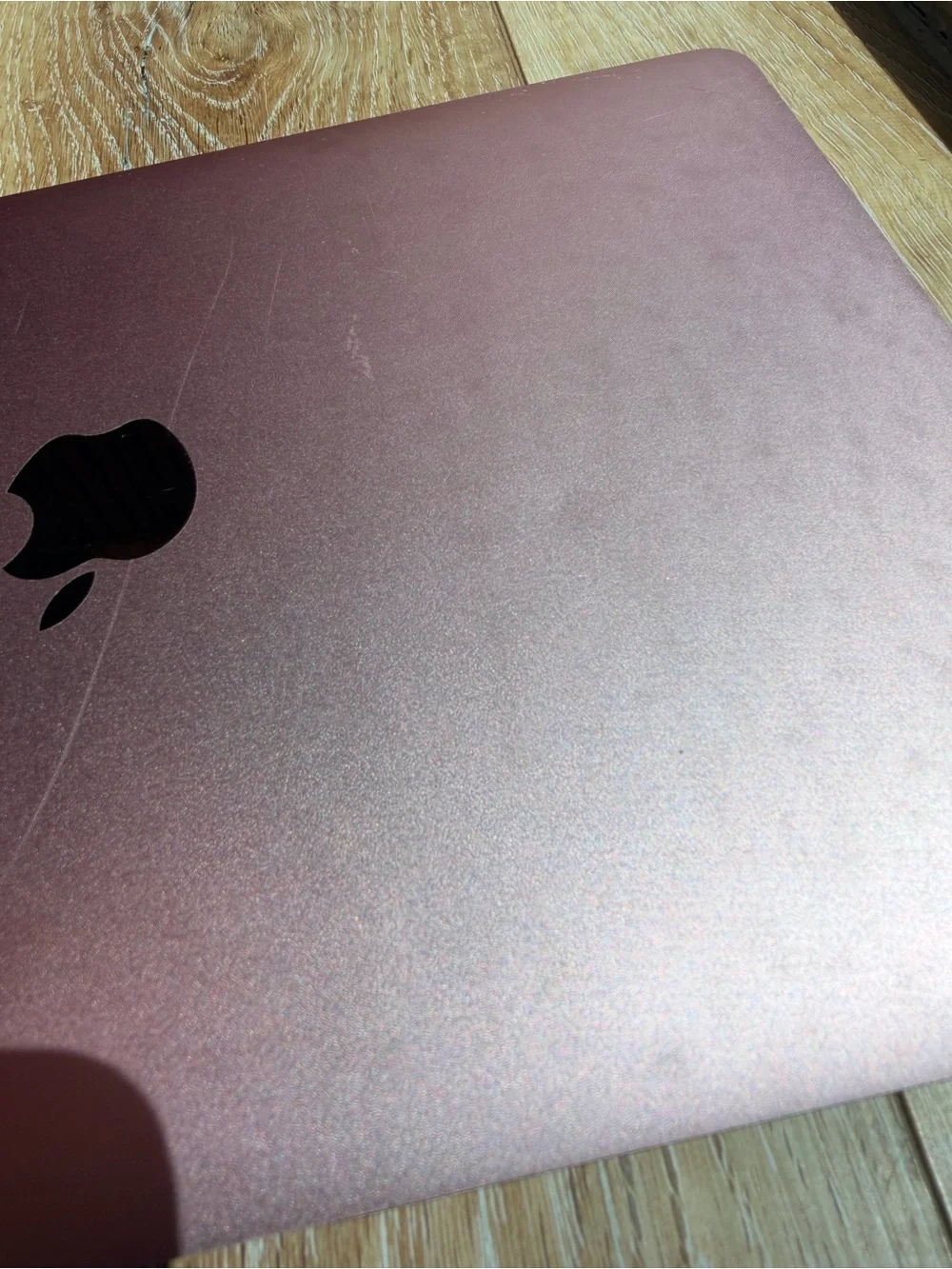 Apple MacBook Air 2016 version 12” rose gold